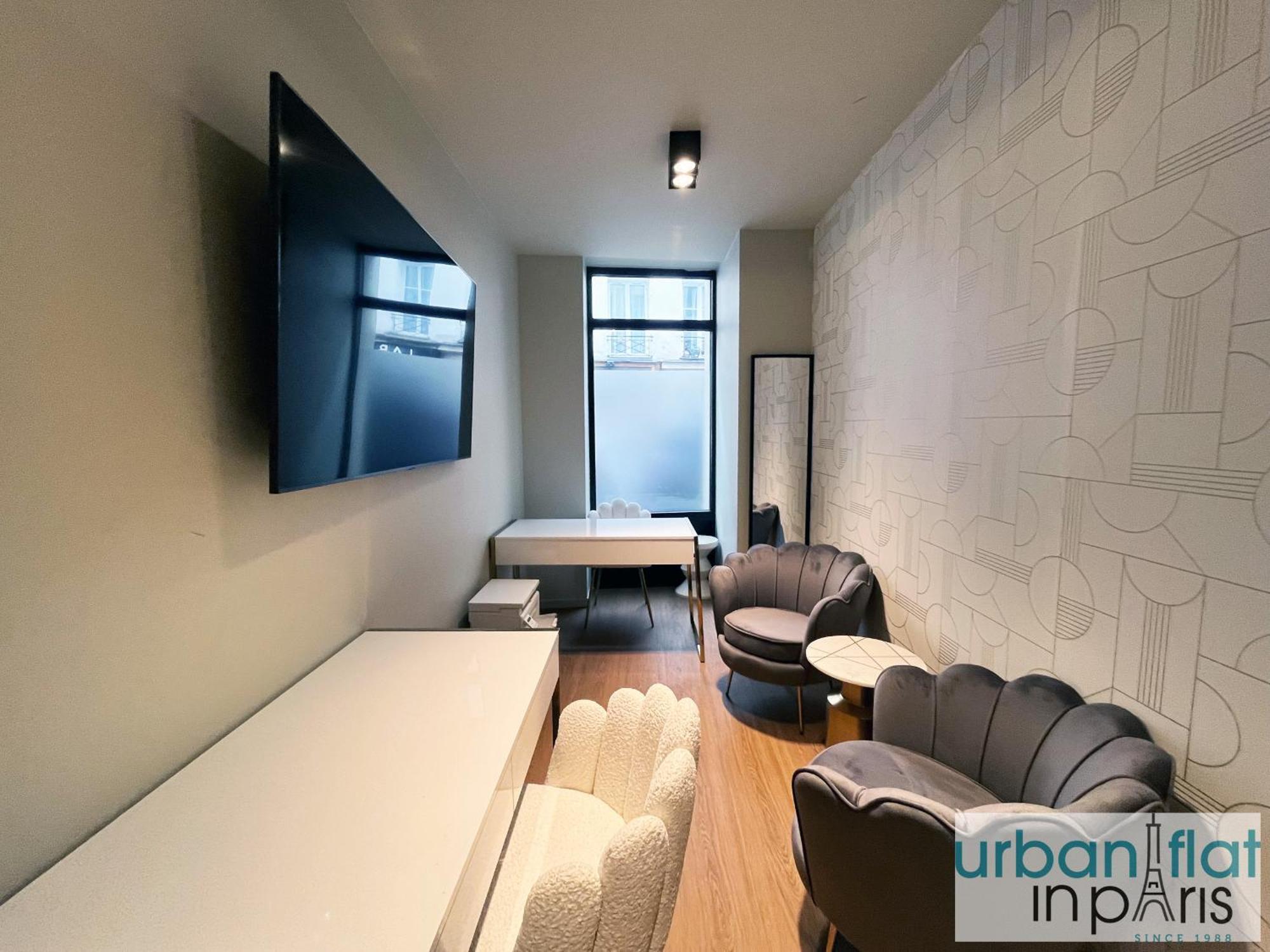 Urbanflat 124 - Spacious In The Heart Of Appartamento