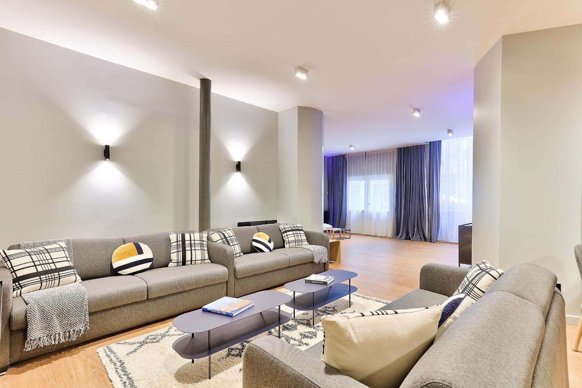 Urbanflat 124 - Spacious In The Heart Of *
